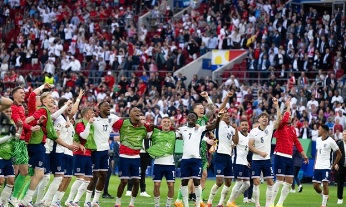 Euro round-up: England progress on penalties, Netherlands complete comeback in six minutes