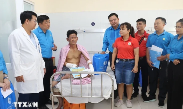 Vụ nổ bồn chứa ở Bình Dương: 1 nạn nhân nguy kịch, 3 người phải điều trị kéo dài 