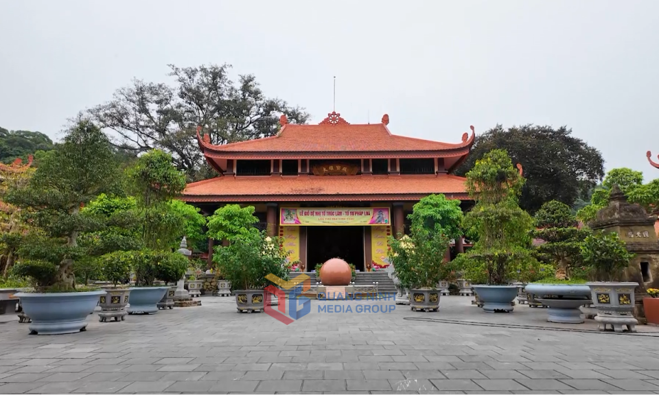 Lan Pagoda – The dream of riding dragon 