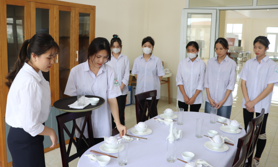 Nâng mức hỗ trợ, khuyến khích học nghề