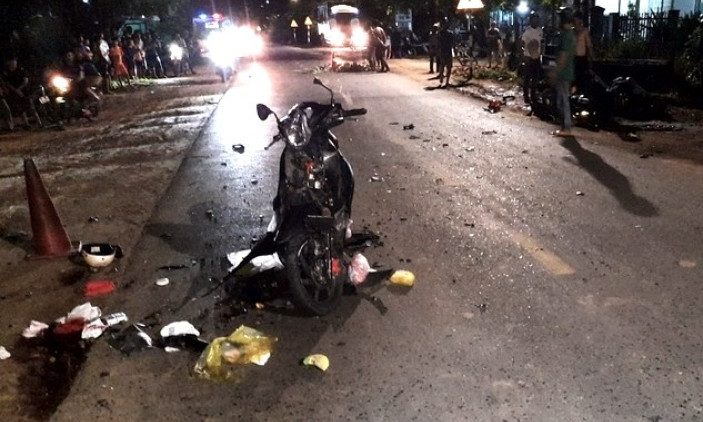 Hai xe máy va chạm ở Gia Lai, 4 người thương vong 