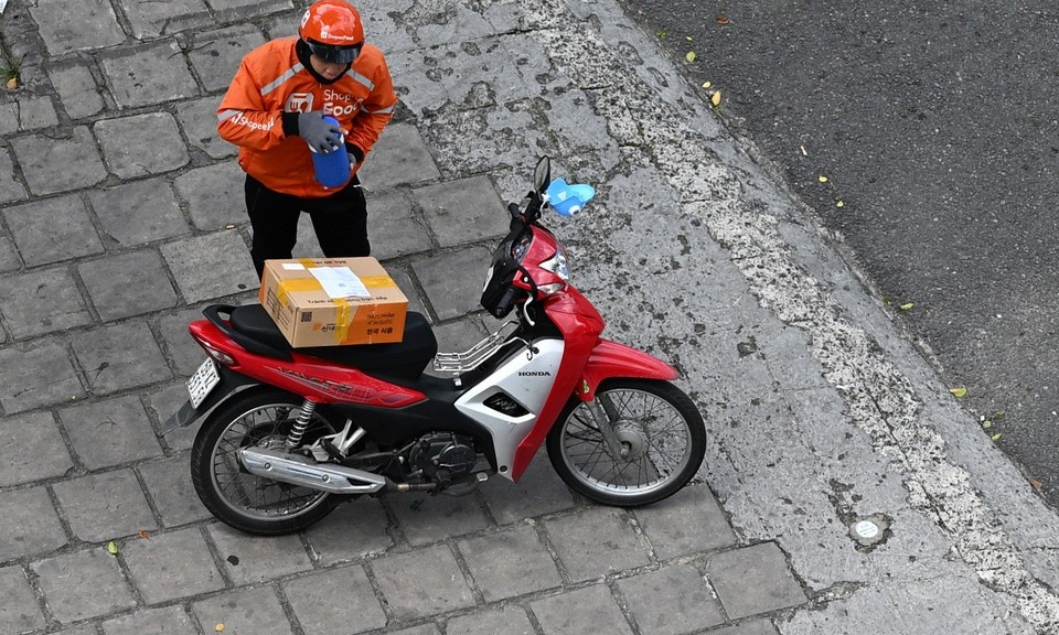 Thuật toán khuyến khích 'dìm giá', người bán muốn rời sàn TMĐT