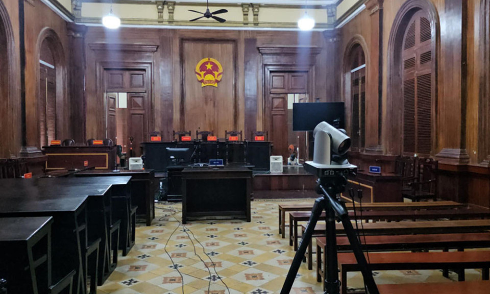 Xử đại án đăng kiểm: 254 bị cáo, tận dụng cả hành lang để bố trí chỗ ngồi