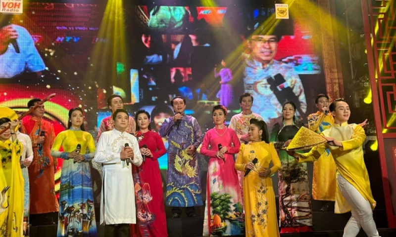 Artists raise fund to build memorial house for cải lương guru