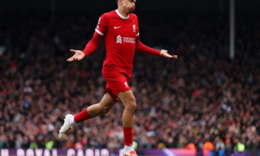 Alexander-Arnold gật đầu gia nhập Real Madrid