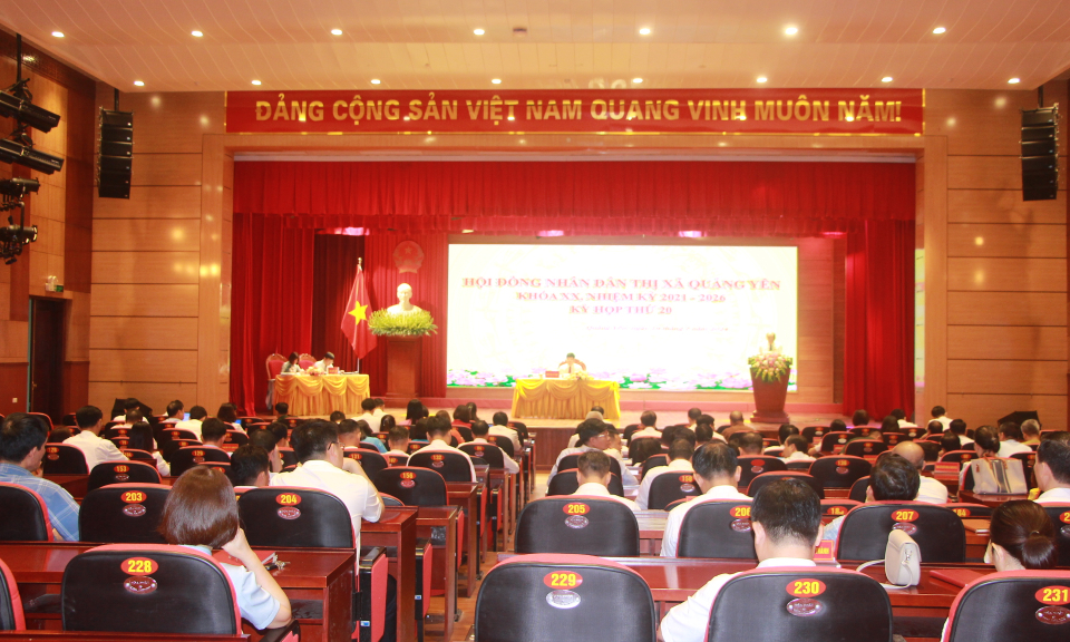HĐND TX Quảng Yên thông qua 15 Nghị quyết