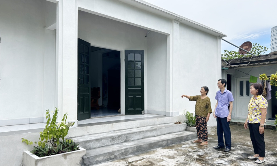 MTTQ các cấp: Huy động tối đa nguồn lực hỗ trợ cải thiện nhà ở cho hộ nghèo