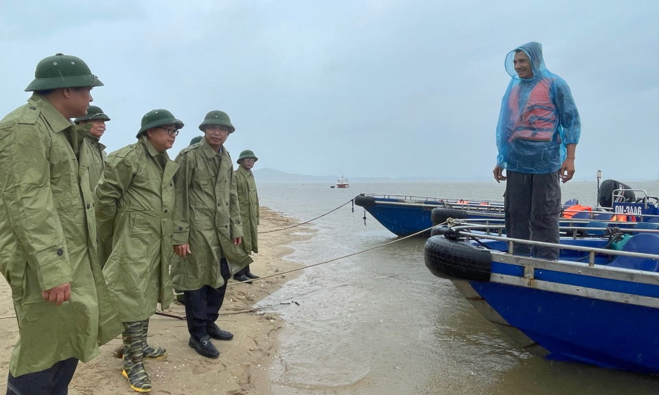 Huy động toàn bộ lực lượng ứng phó bão số 2
