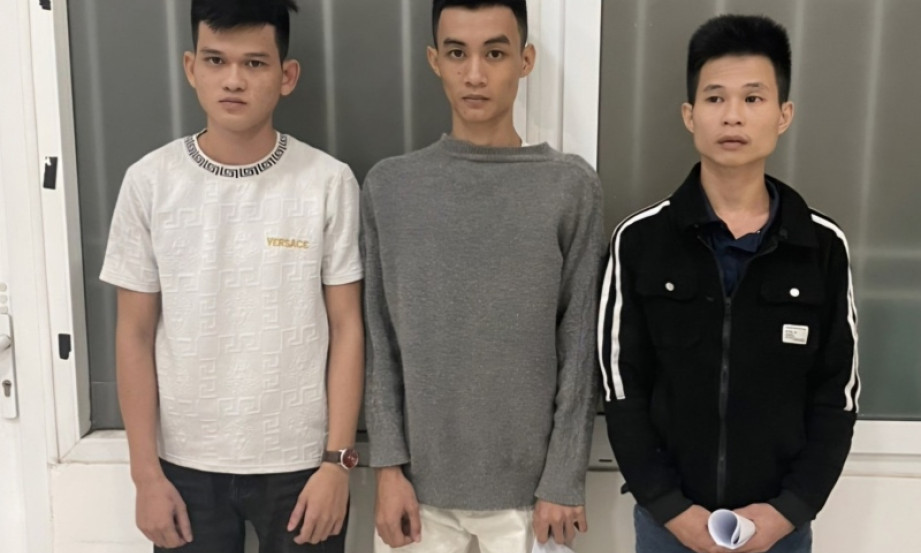 Quảng Nam bắt nhóm cướp tài sản của dân khi dừng đèn đỏ