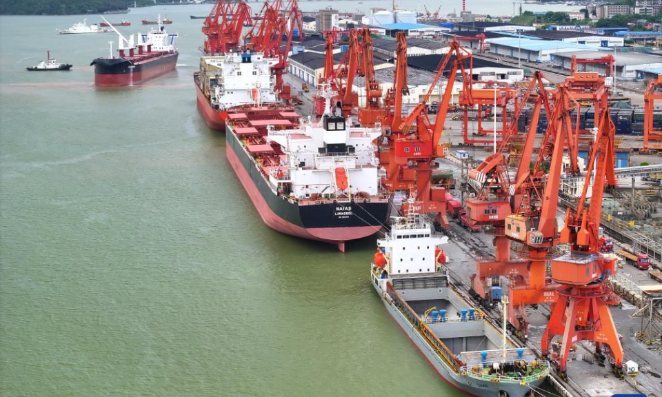 防城港外贸出口创近四年同期新高 对越南出口同比增长180.7%