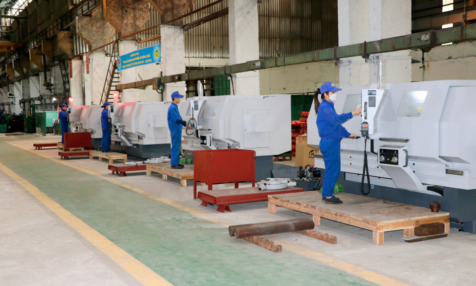 Phát huy vai trò lãnh đạo toàn diện, xây dựng Đảng bộ Công ty CP Chế tạo máy - Vinacomin vững mạnh