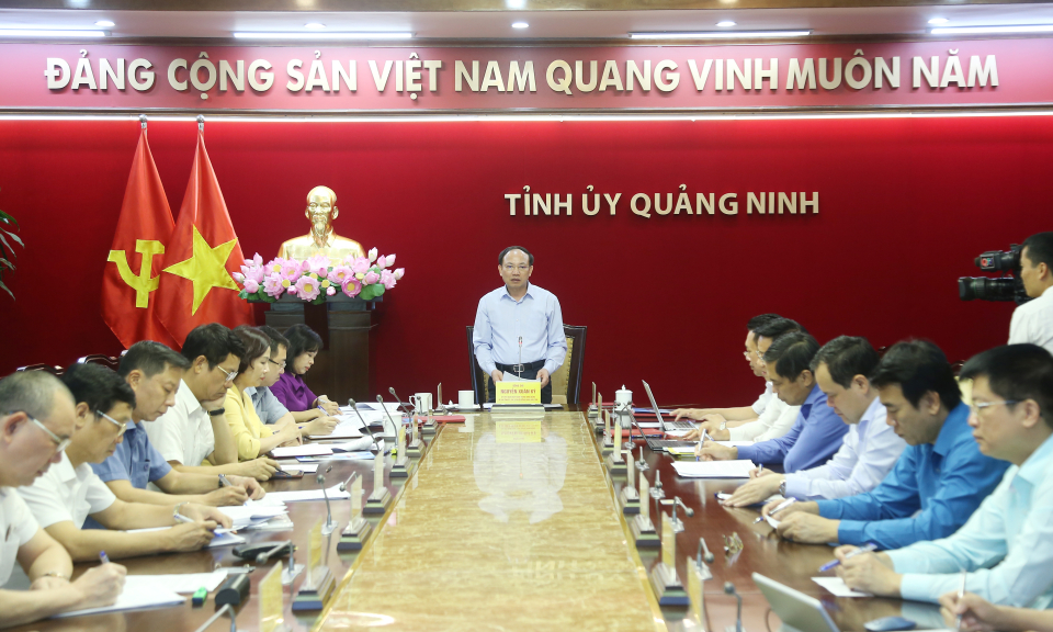Giao ban Thường trực Tỉnh ủy