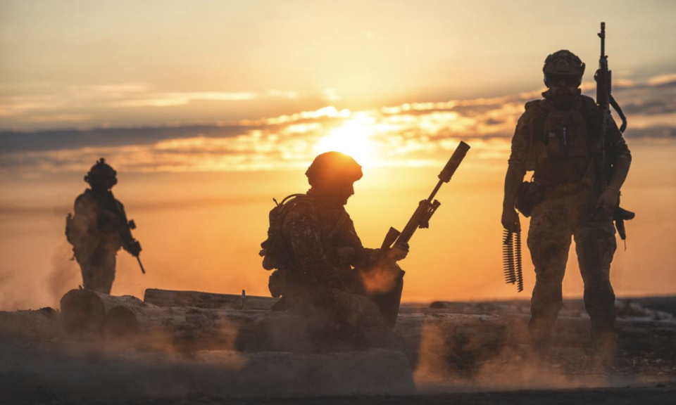 Mỹ viện trợ lớn cho Ukraine, chuyển khí tài hạng nặng củng cố sườn phía Đông của NATO