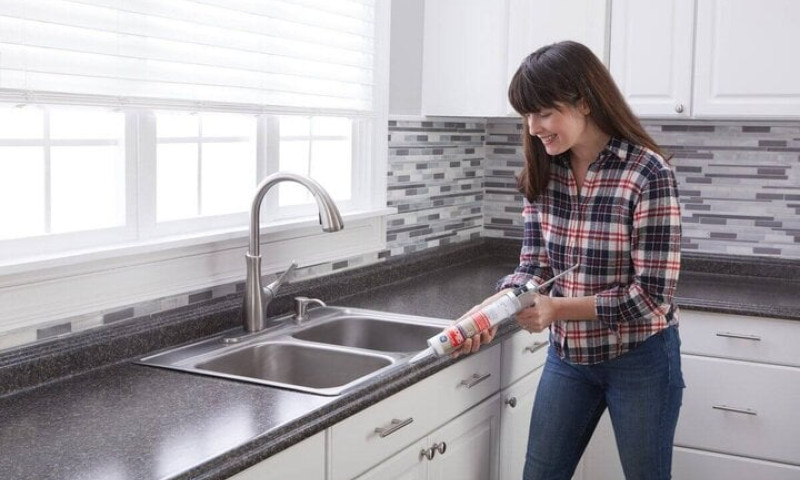 Mẹo xử lý khi keo nối của chậu rửa bị mốc đen
