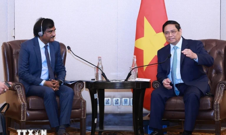 Thủ tướng Phạm Minh Chính làm việc với lãnh đạo các tập đoàn hàng đầu Ấn Độ