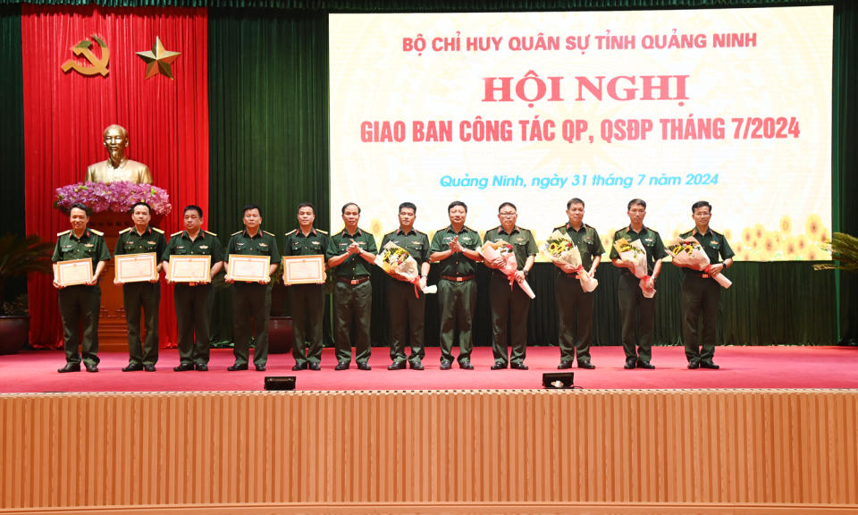 Bộ CHQS tỉnh Quảng Ninh: Phát động đợt thi đua cao điểm “Tự hào truyền thống - Viết tiếp chiến công - Xứng danh Bộ đội Cụ Hồ”