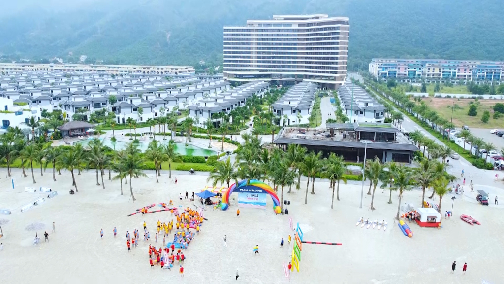 Khu nghỉ dưỡng Wyndham Garden Sonasea Vân Đồn là điếm nhấn thu hút đông đảo du khách mùa hè 2024. Ảnh: Nguyễn Thơm