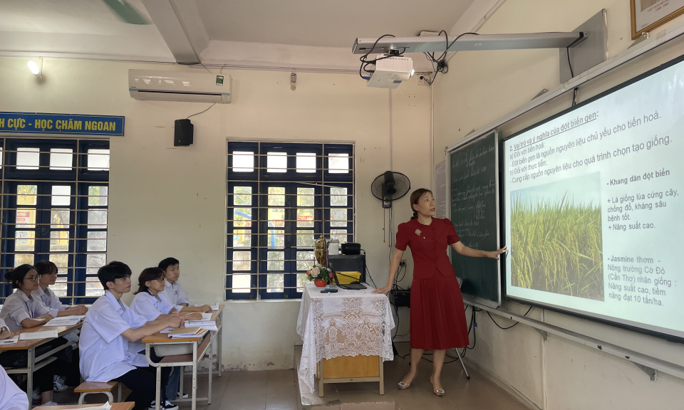 Đẩy mạnh chuyển đổi số trong giáo dục