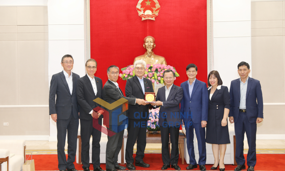 Chủ tịch UBND tỉnh Cao Tường Huy tiếp xã giao Chủ nhiệm Ủy ban Môi trường Hạ viện Nhật Bản, tháng 7-2024