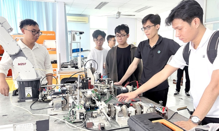 Nurturing talents a top priority as Việt Nam envisions itself as future semiconductor hub