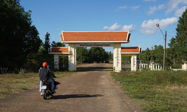 Bắt nhóm đối tượng trộm cắp tại nghĩa trang phố núi Pleiku