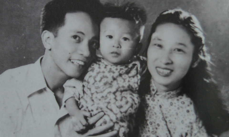 "Cánh chim Oanh của Mùa xuân Cách mạng"