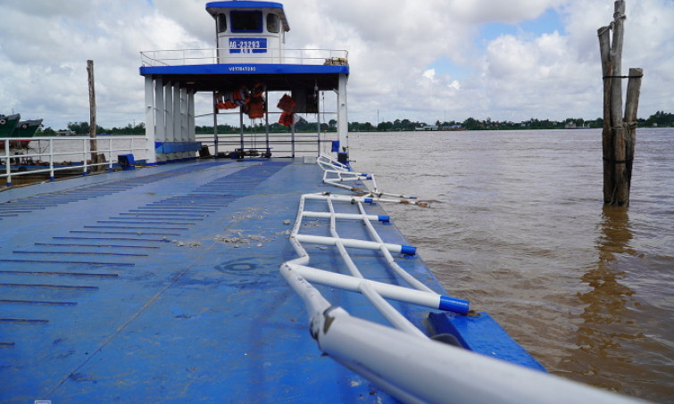 Phà gây tai nạn trên sông Vàm Nao vi phạm do chở ôtô