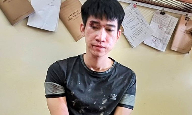 Tạm giữ người đàn ông dùng thùng xốp vận chuyển ma tuý