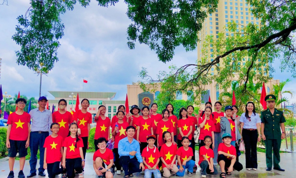 Hành trình trải nghiệm địa chỉ đỏ tại TP Móng Cái