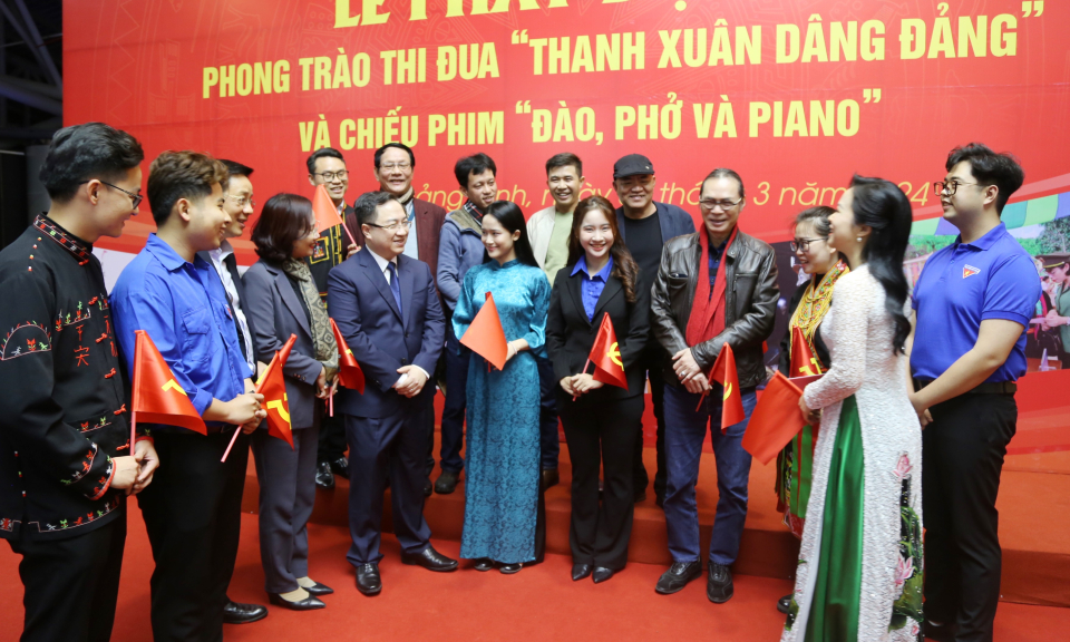 Phát huy bản lĩnh cách mạng cho thanh niên thời đại mới