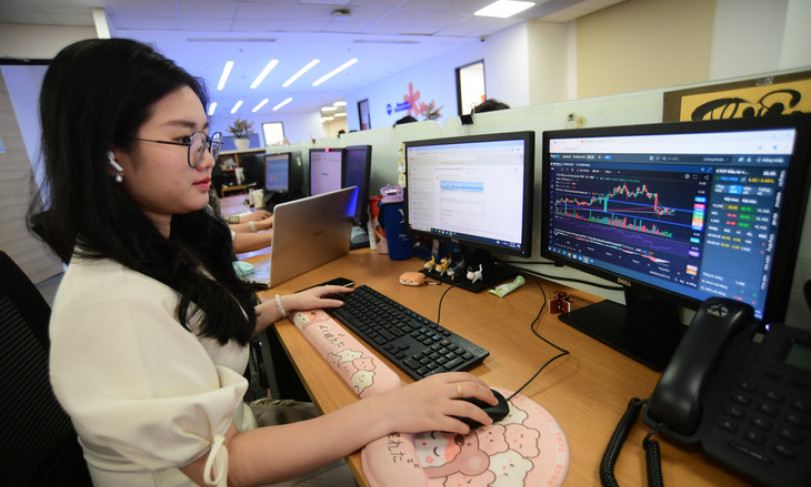Từ 1/10, ngừng giao dịch chứng khoán online nếu không cập nhật căn cước công dân