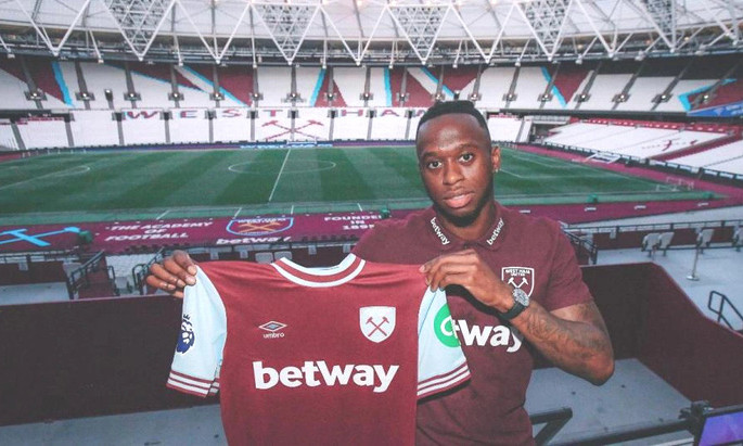 Wan-Bissaka chính thức rời Manchester United để gia nhập West Ham