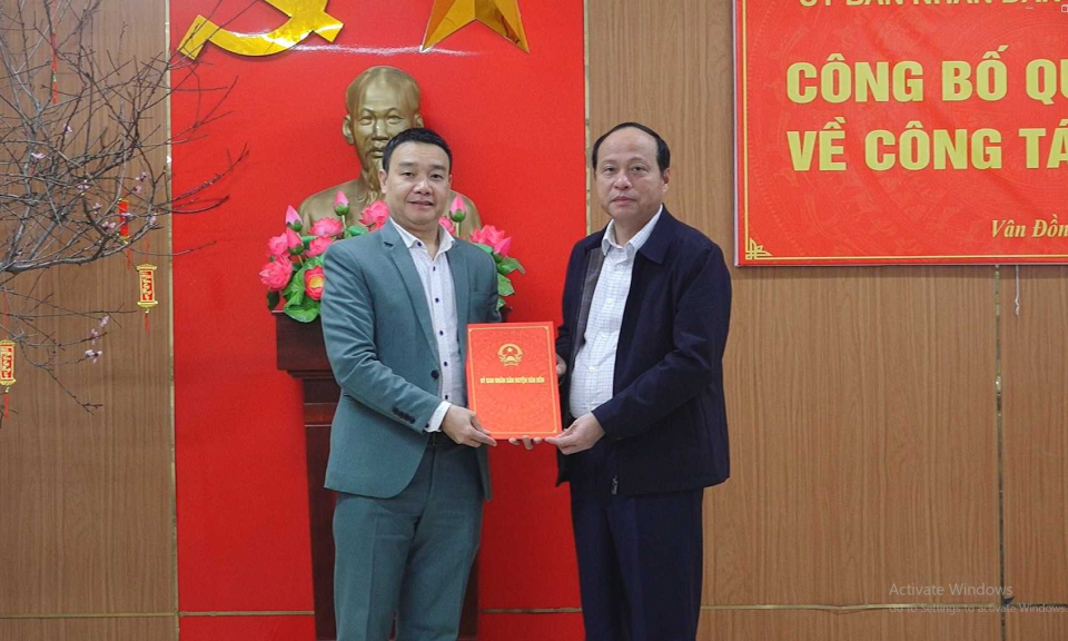 Vân Đồn: Điều động, luân chuyển giúp cán bộ rèn luyện từ thực tiễn