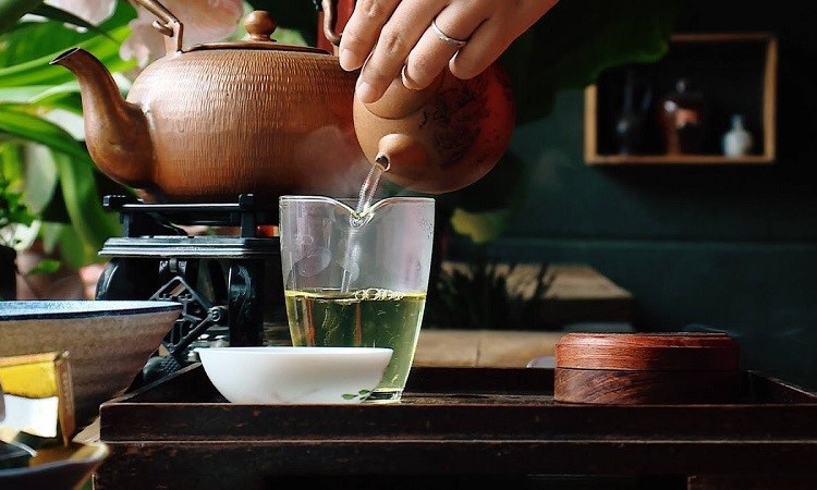 Cách uống trà xanh có lợi cho sức khỏe và sắc đẹp
