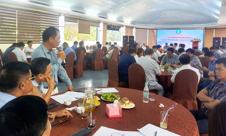 Cà phê Doanh nhân ngành Nông nghiệp - Nông thôn năm 2024