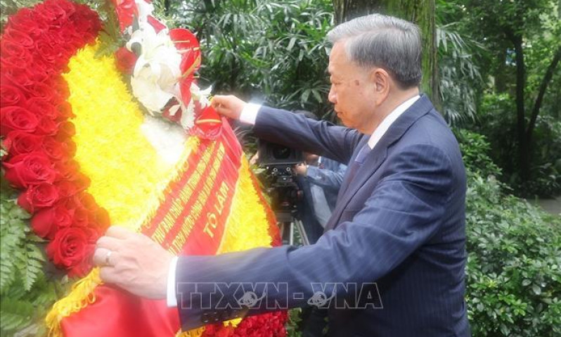 Tổng Bí thư, Chủ tịch nước Tô Lâm thăm Khu di tích Trụ sở Hội Việt Nam Cách mạng Thanh niên tại Quảng Châu