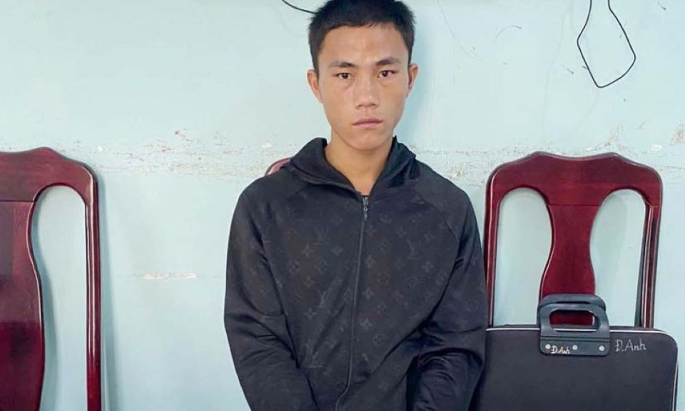Bắt giữ đối tượng vận chuyển hàng kg ma túy đi tiêu thụ