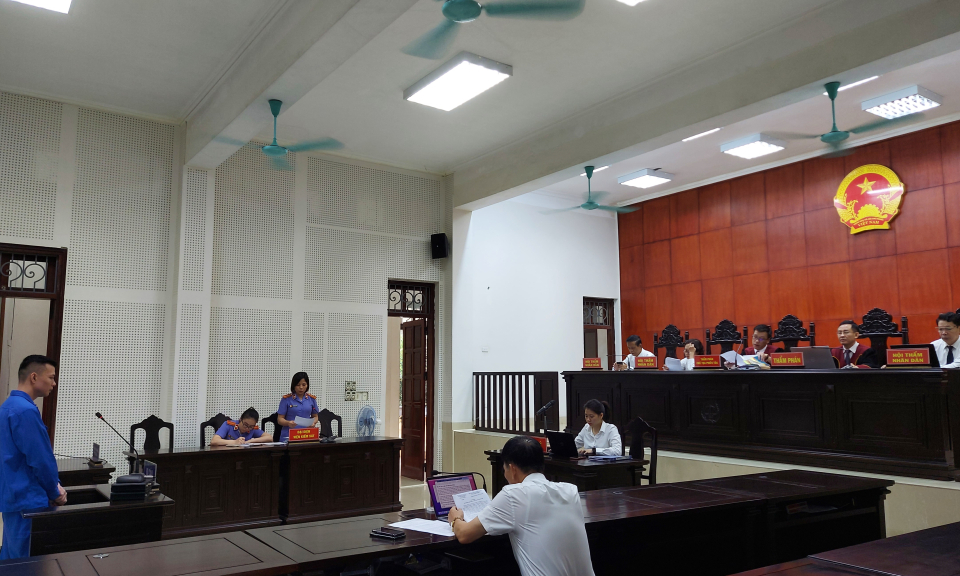 Phát huy vai trò hội thẩm nhân dân trong hoạt động xét xử của toà án
