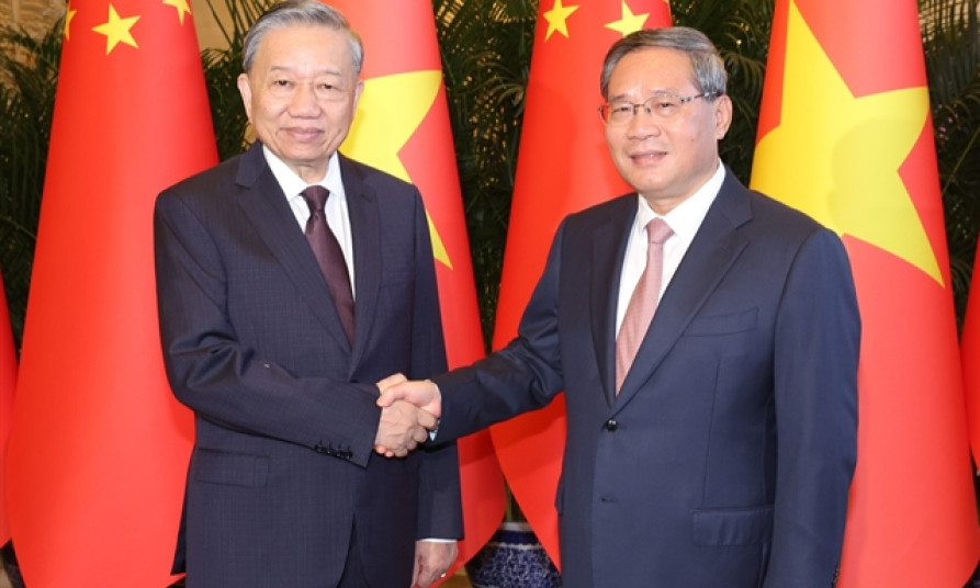 Việt Nam a priority in China's policy of neighbourhood diplomacy: Premier