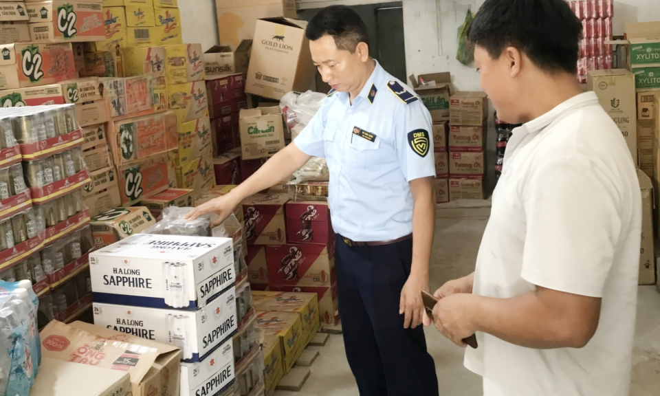 Tuyên truyền pháp luật về kinh doanh cho người dân vùng cao, biên giới