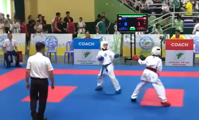 Cấm HLV và trọng tài vụ gian lận huy chương karate trẻ TP HCM