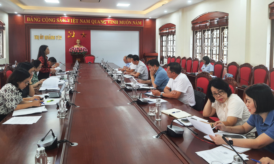 Ban Pháp chế HĐND tỉnh giám sát tại TX Quảng Yên và TP Uông Bí