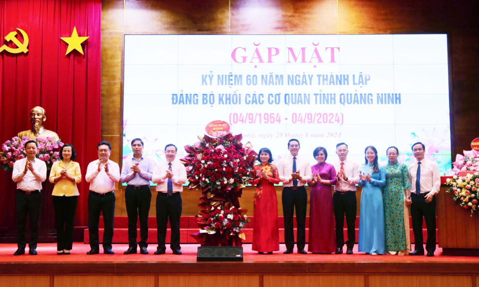 Gặp mặt kỷ niệm 60 năm ngày thành lập Đảng bộ Khối các cơ quan tỉnh