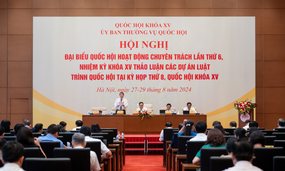 Phó Trưởng đoàn ĐBQH tỉnh góp ý vào dự thảo Luật Địa chất và khoáng sản