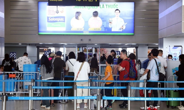 Passenger traffic at Nội Bài airport projected to rise 11 per cent during National Day holiday