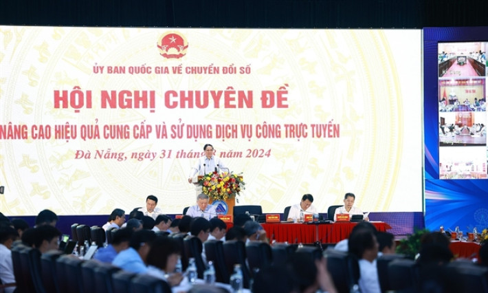PM calls for robust digital transformation based on two pillars