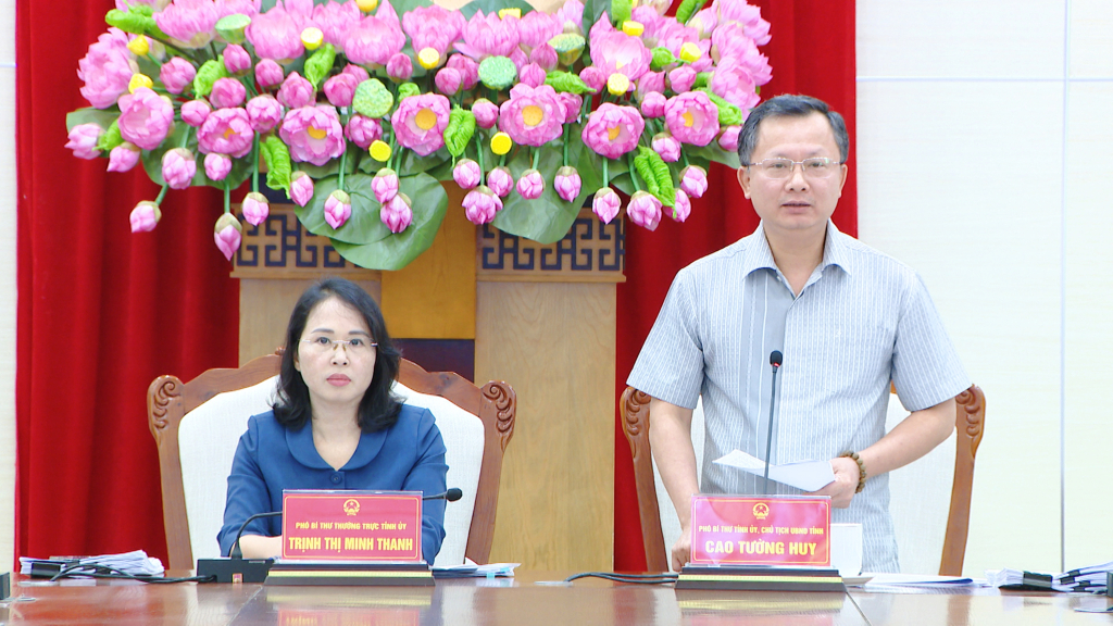 Đồng chí Cao Tường Huy, Chủ tịch UBND tỉnh phát biểu tại điểm cầu Quảng Ninh.