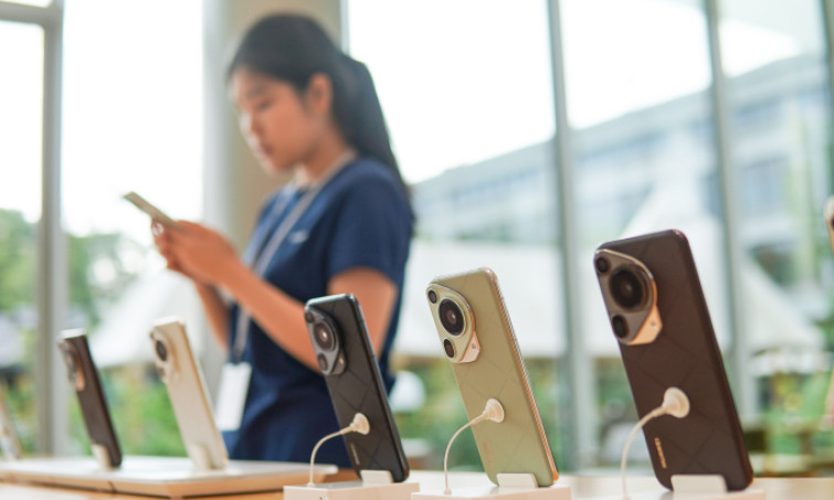 Huawei hẹn ra mắt 'siêu phẩm' cùng ngày iPhone 16