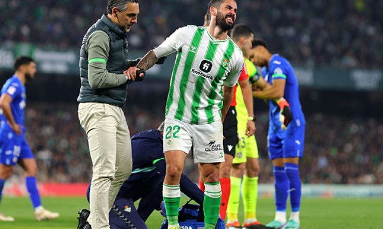 Real Betis nhận thêm "tin dữ" từ Isco