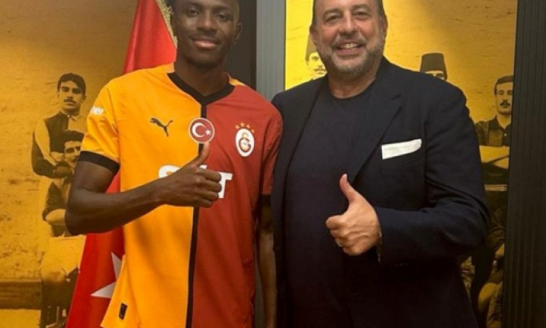 Osimhen gia nhập Galatasaray